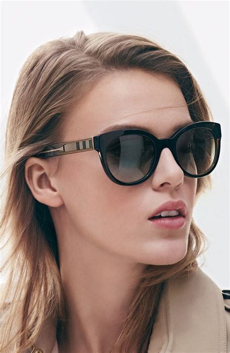 burberry sunglasses glasses box|burberry sunglasses for women.